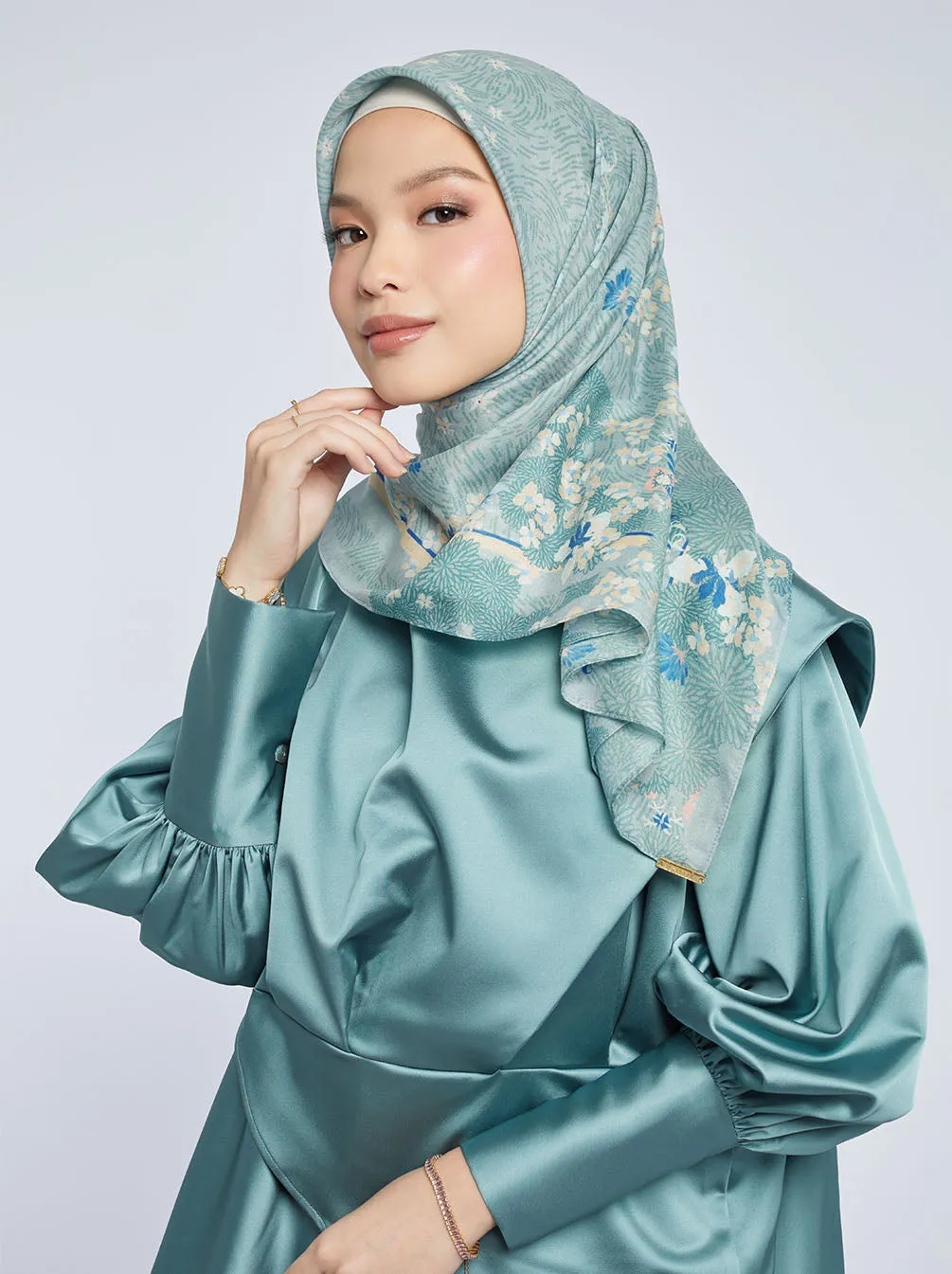 LAGUNA SIGNATURE SCARF JADE GREEN