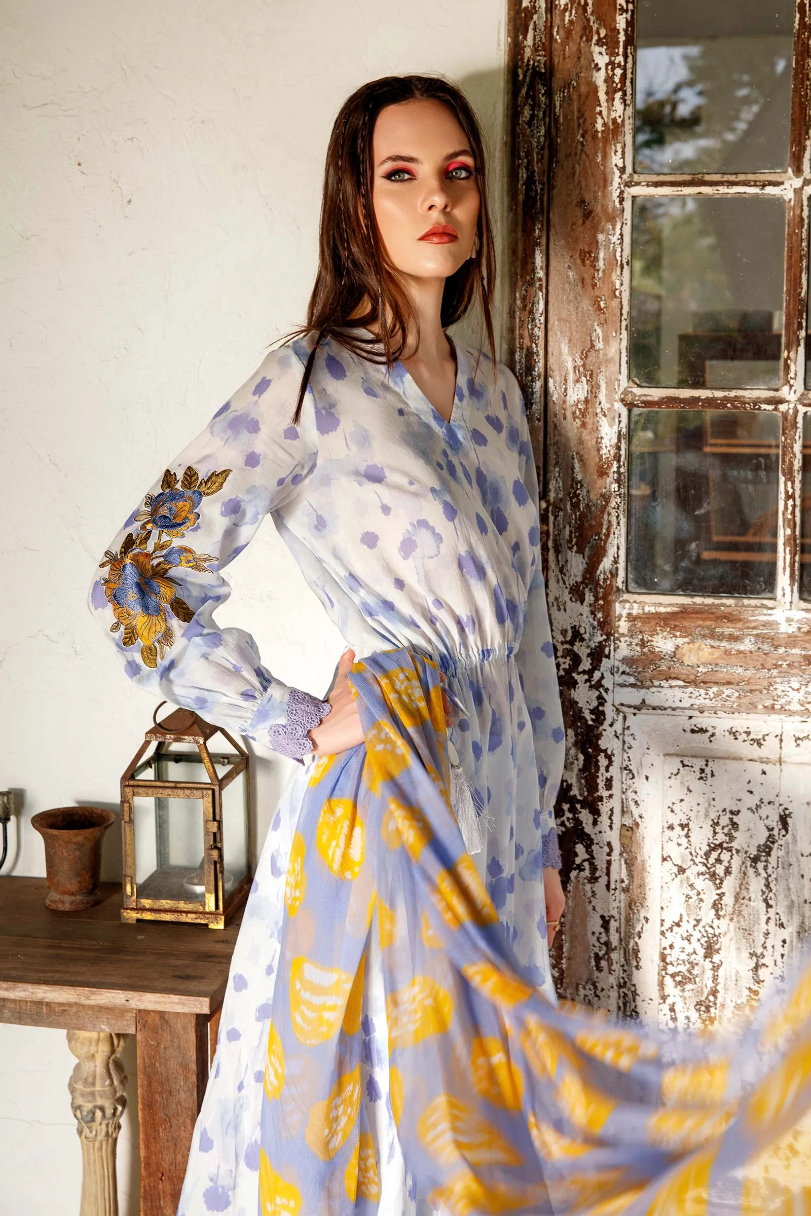 MARIA.B MBasics Lawn Collection – Blue & White MB-US23-106-B