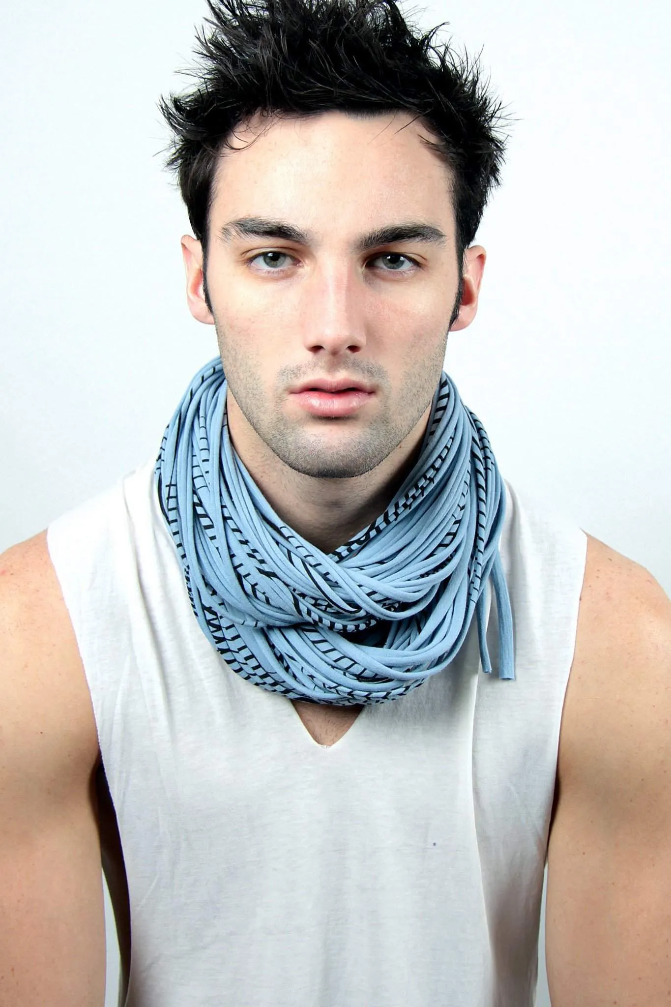 Necklush Cowl Scarf / Light Blue / Unisex