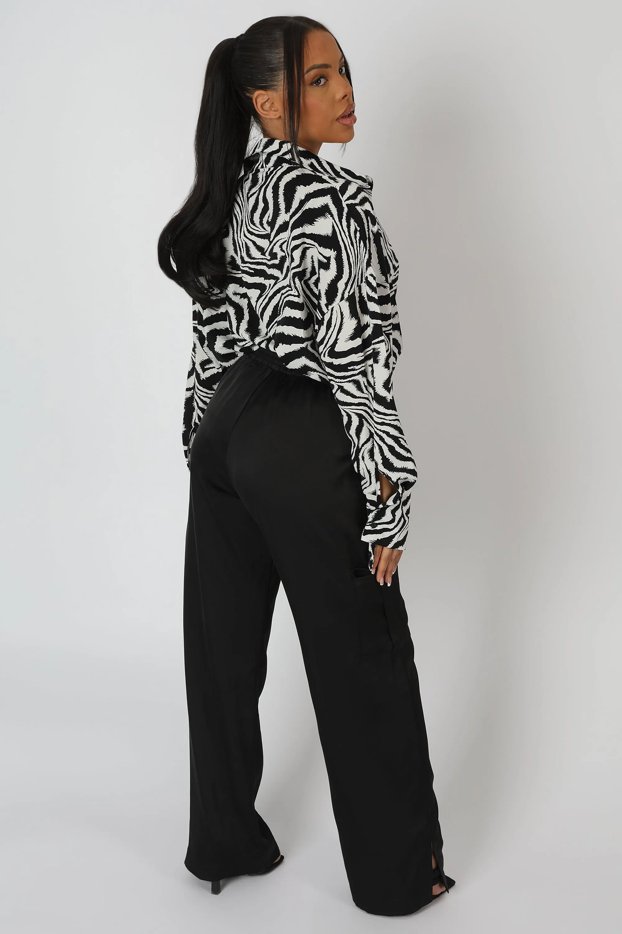 Psychedelic Printed Oversized Shirt Monochrome