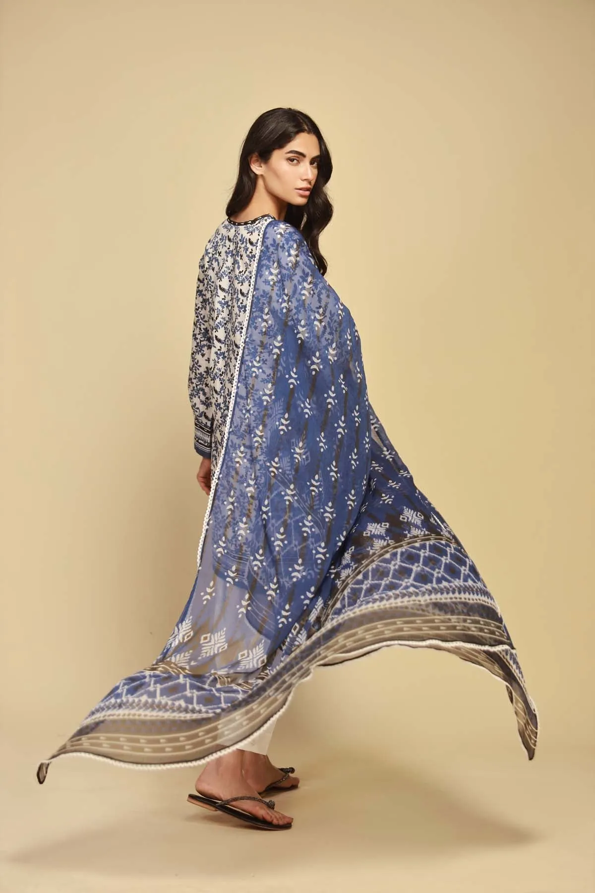 Sahar Monochrome Lawn Collection – SBW-23-04