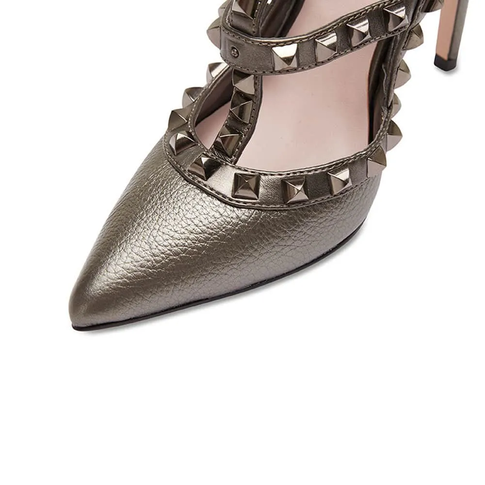 Saint Heel in Pewter Leather