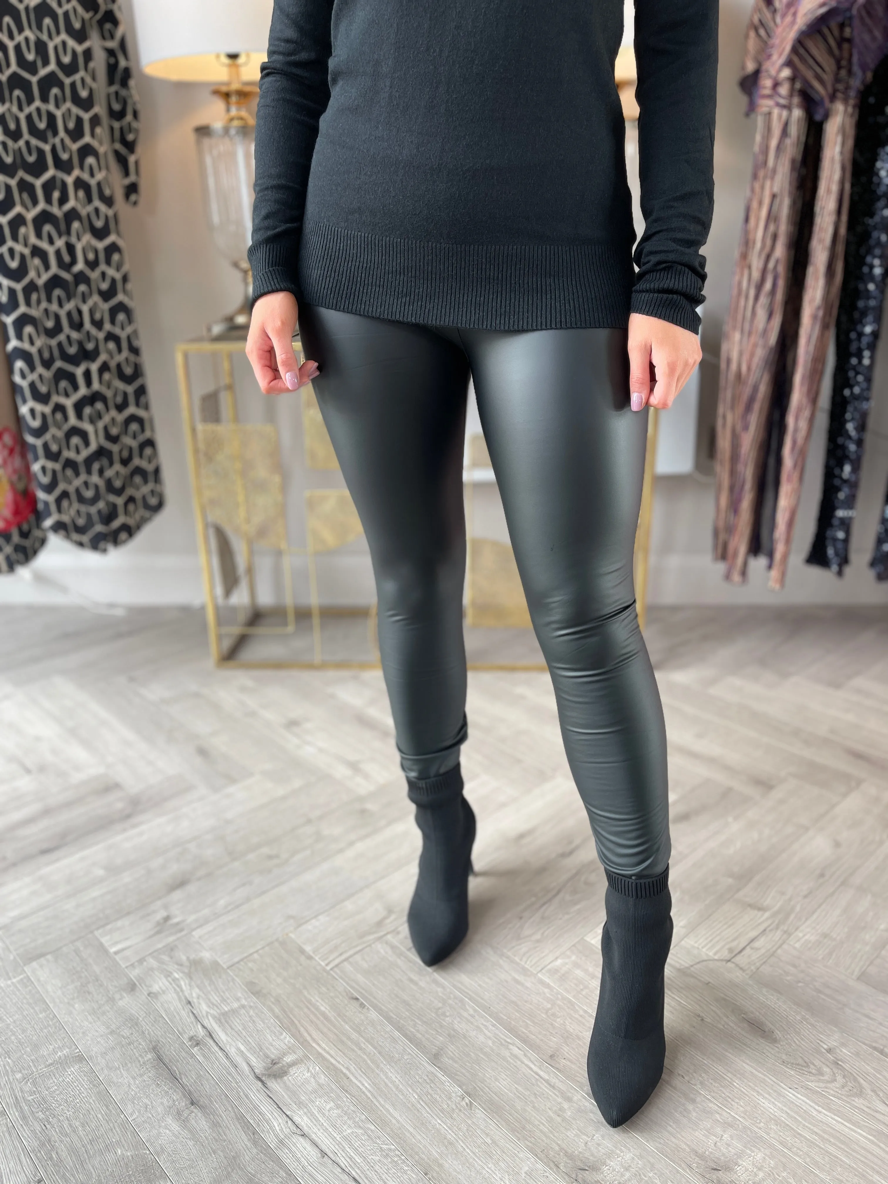 Sleek Fleece Lined Leggings