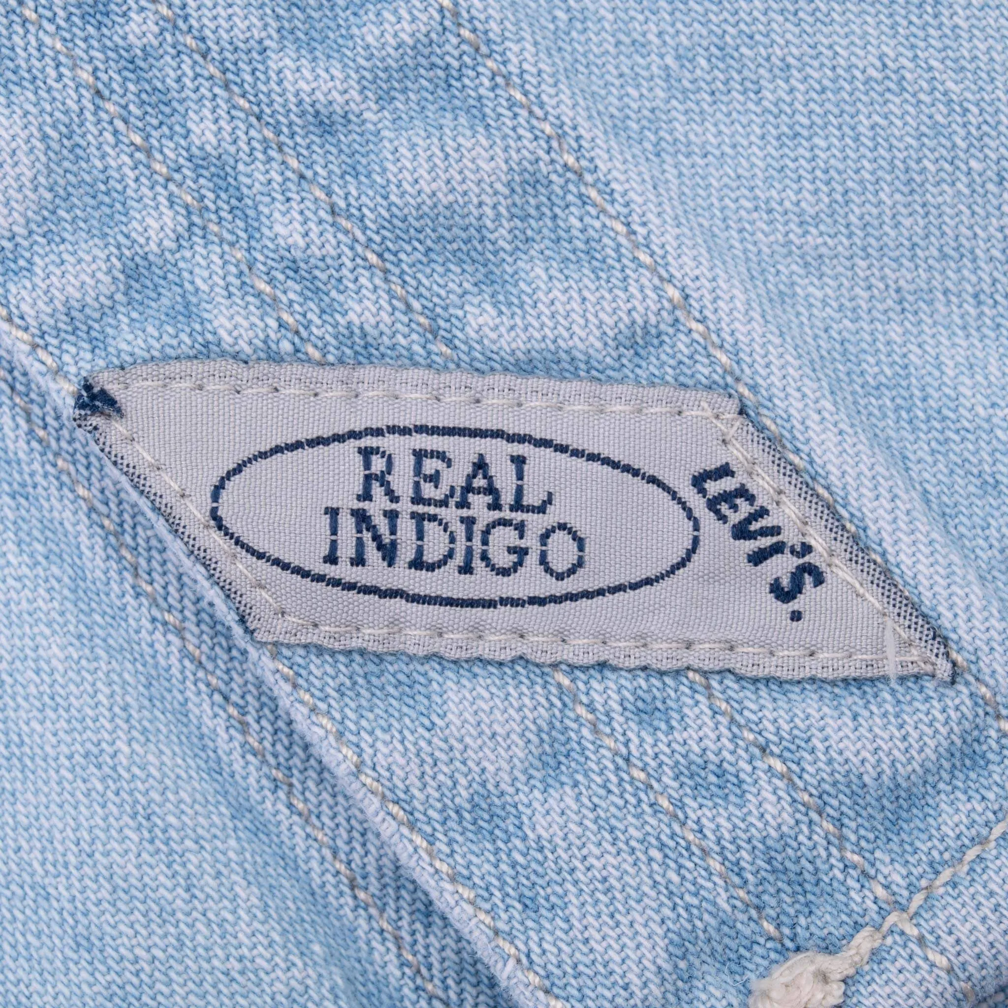 VINTAGE LEVIS BLUE REAL INDIGO POCKET DENIM SHIRT 1990S SIZE MEDIUM