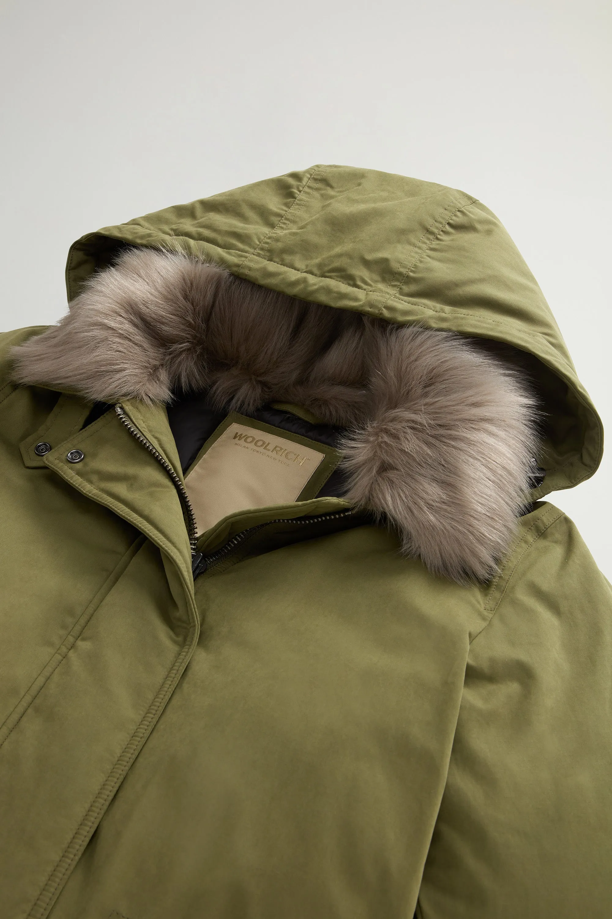 Woolrich Arctic Parka In Mountain Cloth Verde